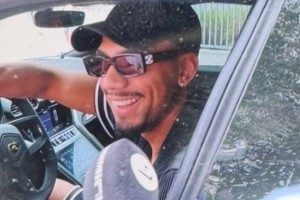 会留在巴萨吗？阿劳霍回应球迷：就我而言，会的